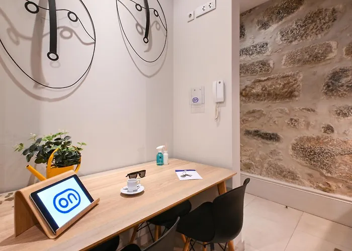 On - Free Parking & Pet Friendly *