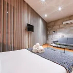 On - Free Parking & Pet Friendly Oporto