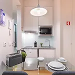 Lägenhet On - Free Parking & Pet Friendly