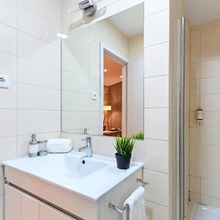 Apartamento On - Free Parking & Pet Friendly *