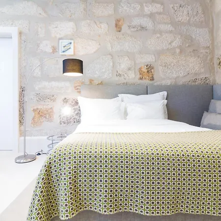 On - Free Parking & Pet Friendly Appartamento