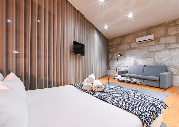 On - Free Parking & Pet Friendly Porto