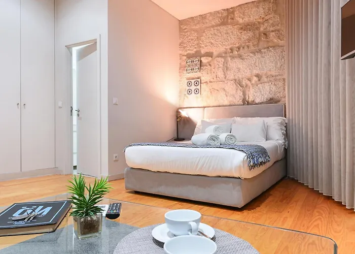 On - Free Parking & Pet Friendly Apartament *