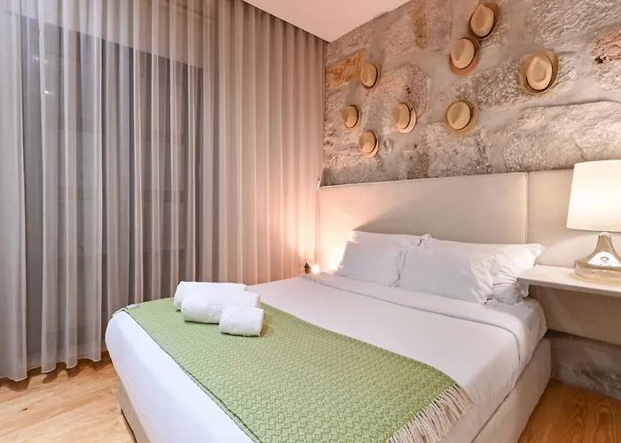 On - Free Parking & Pet Friendly Porto