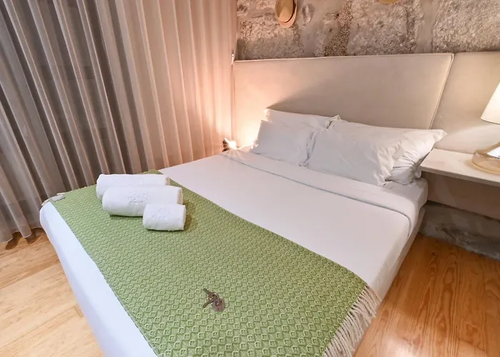 On - Free Parking & Pet Friendly * 포르투