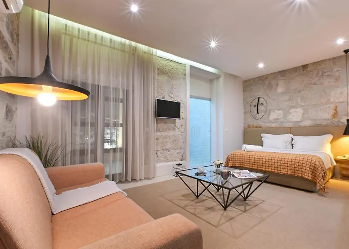 On - Free Parking & Pet Friendly Apartament *