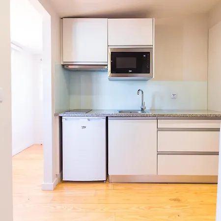 On - Free Parking & Pet Friendly Oporto