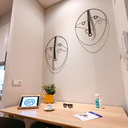 On - Free Parking & Pet Friendly * Oporto