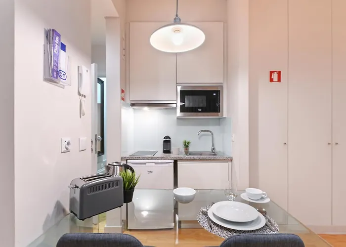 Apartment On - Free Parking & Pet Friendly